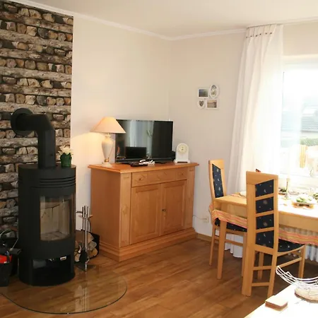 아파트 Gaestehaus Zur Seemoewe, 5, 